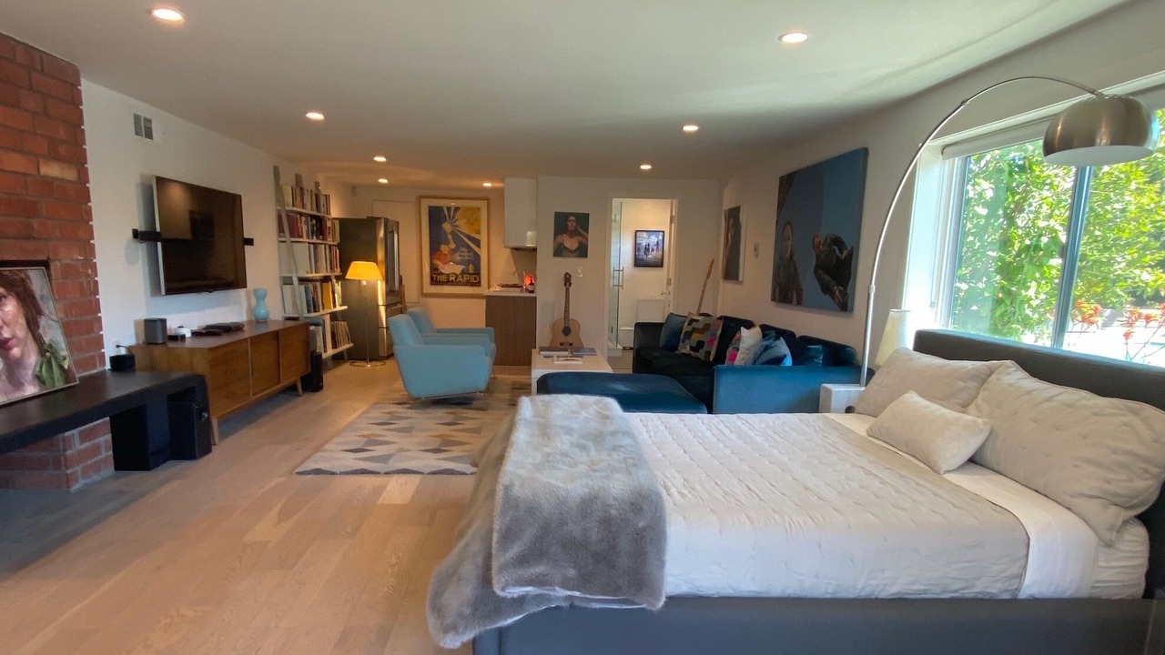 Photo of Bedroom in Altadena