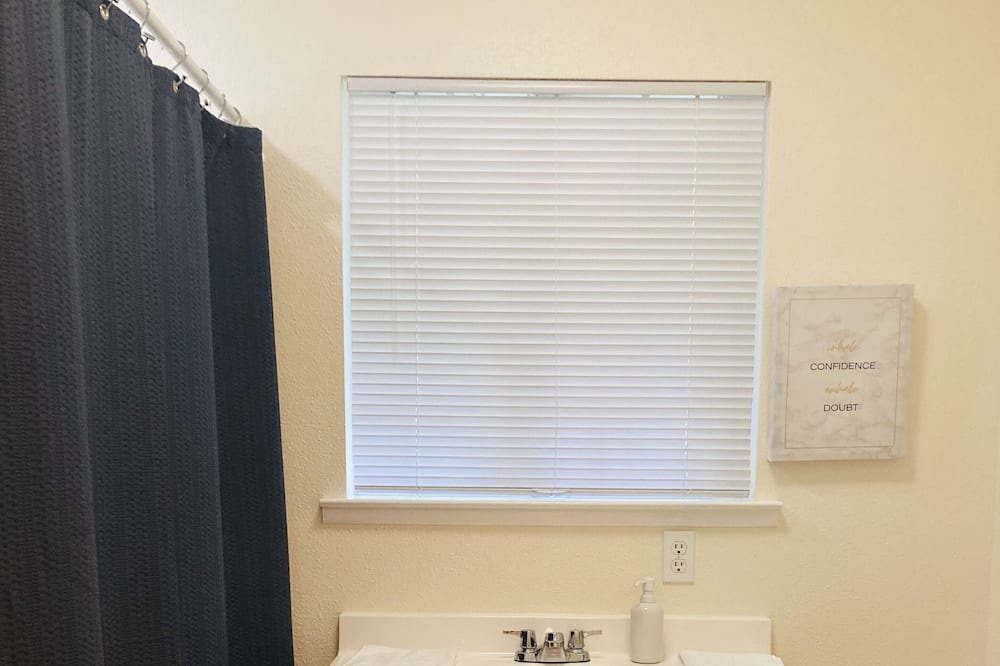 Photo of Bathroom in Shenandoah Valley