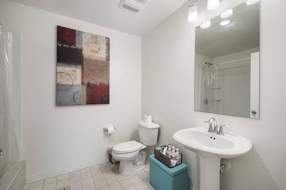 Photo of Bathroom in La Habra