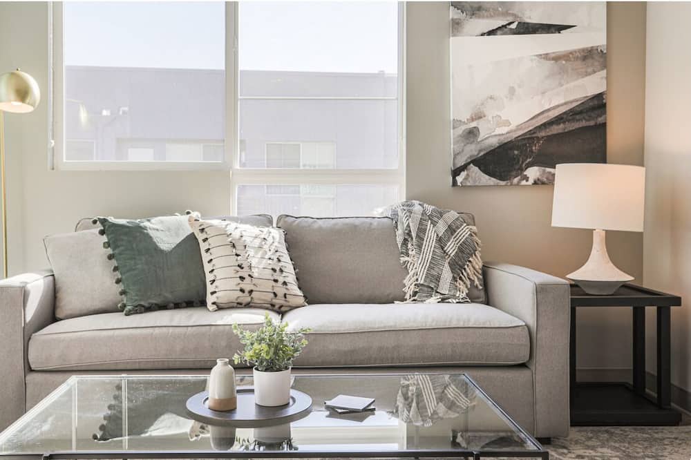 Photo of Livingroom in Little Tokyo
