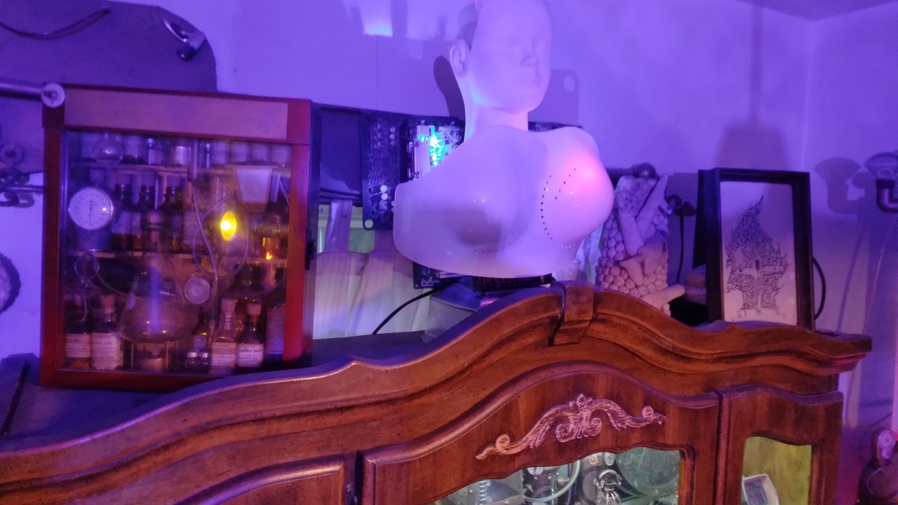 Photo of Livingroom in Valley Glen