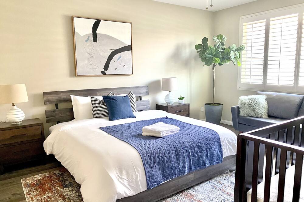 Photo of Bedroom in Mira Loma