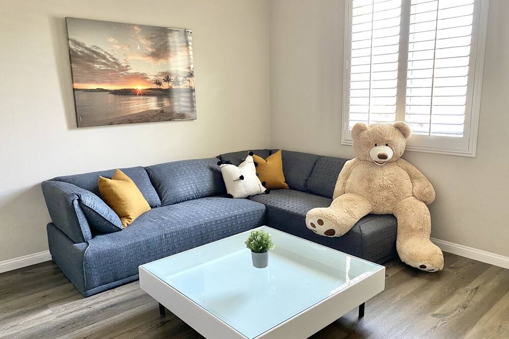 Photo of Livingroom in Mira Loma
