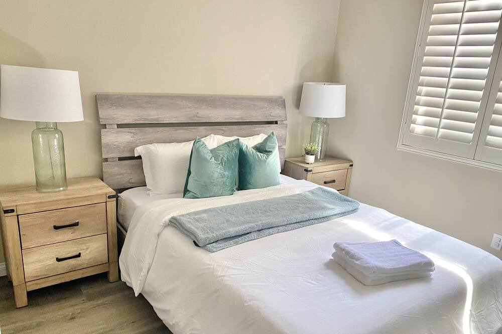Photo of Bedroom in Mira Loma