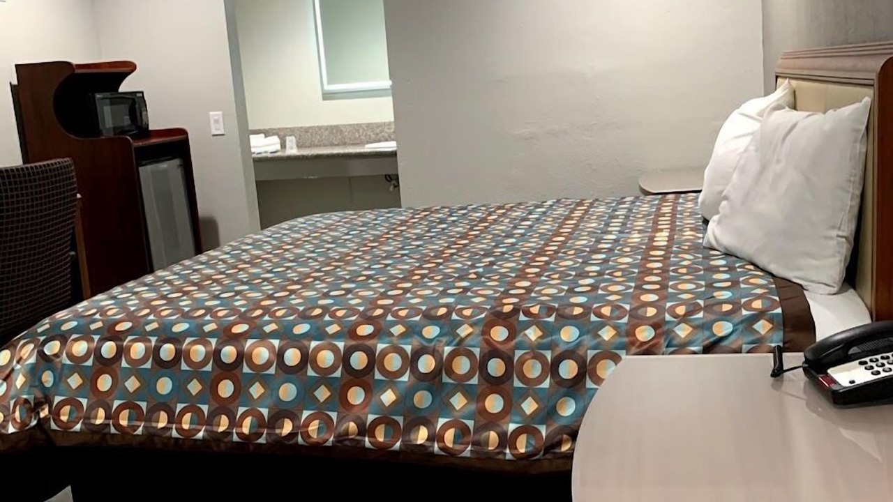 Photo of Bedroom in La Puente