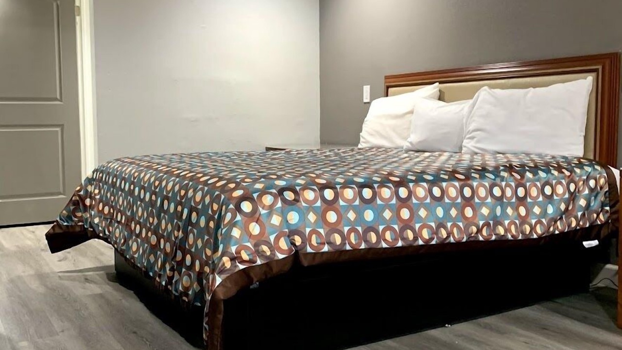 Photo of Bedroom in La Puente