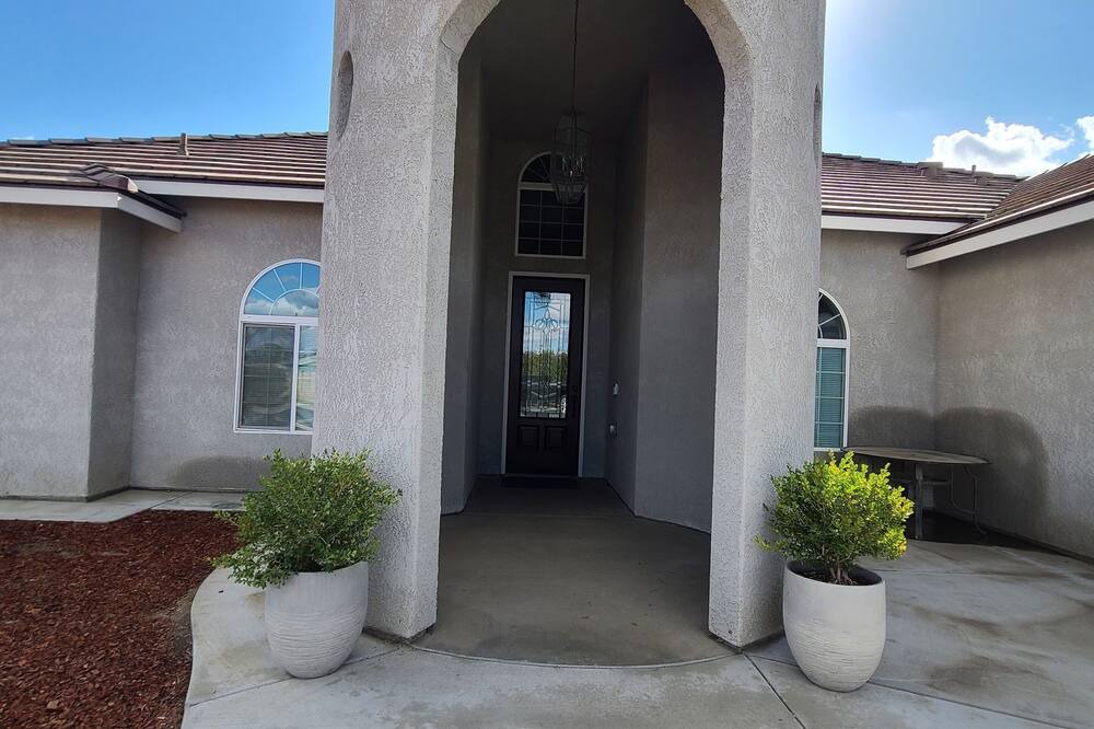 Photo of Outdoor in Porterville