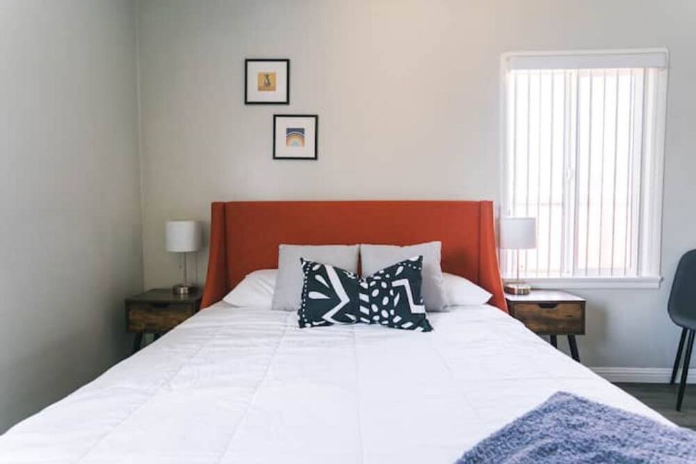 Photo of Bedroom in South Wrigley