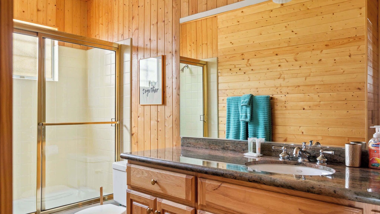 Photo of Bathroom in Lake Arrowhead