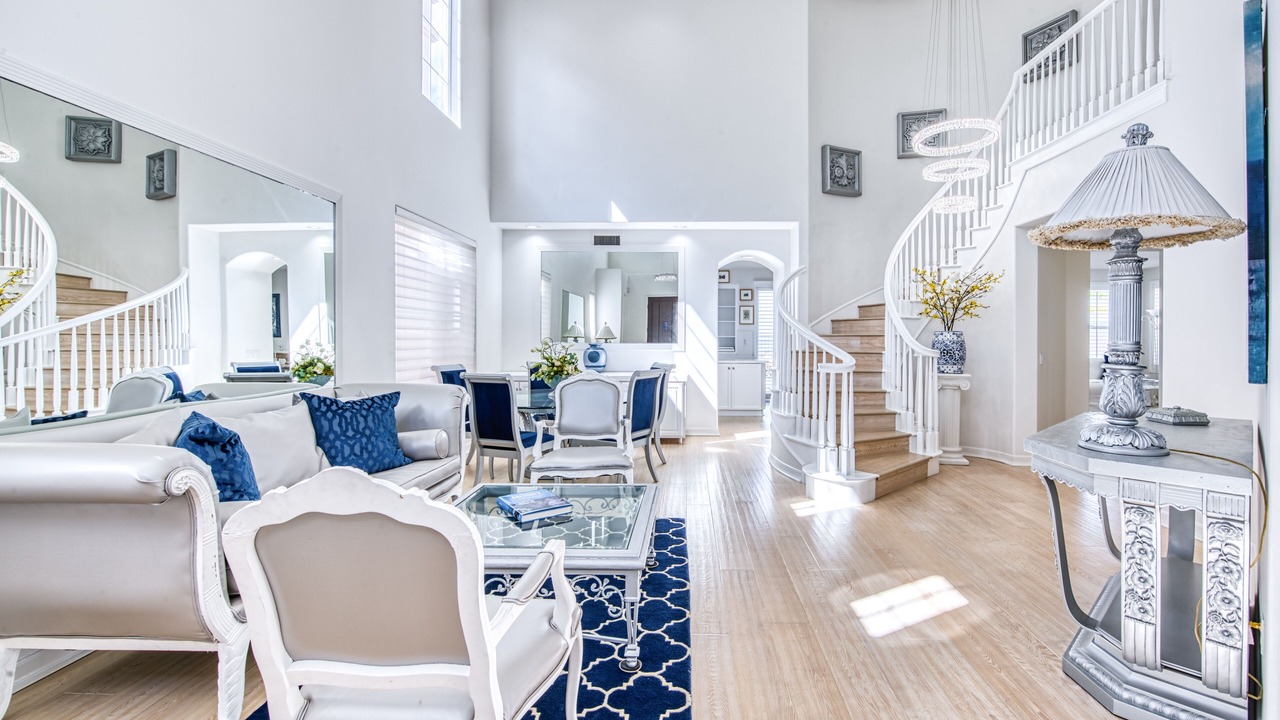 Photo of Livingroom in Newport Coast