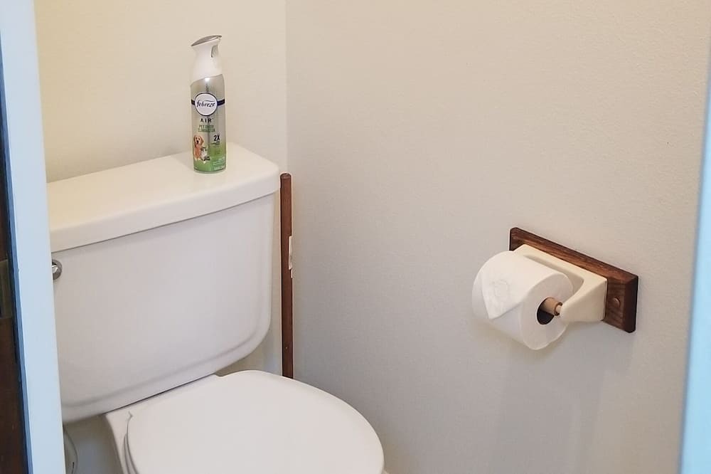 Photo of Bathroom in Mariposa