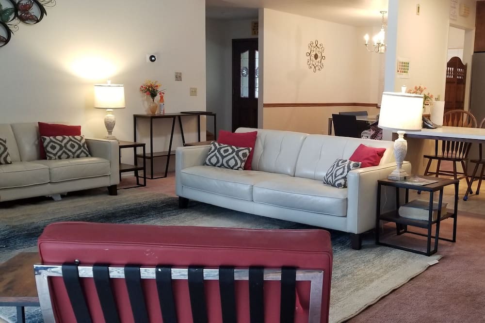 Photo of Livingroom in Mariposa