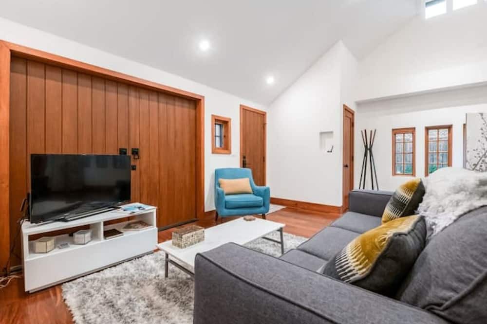 Photo of Livingroom in Mount Carmel