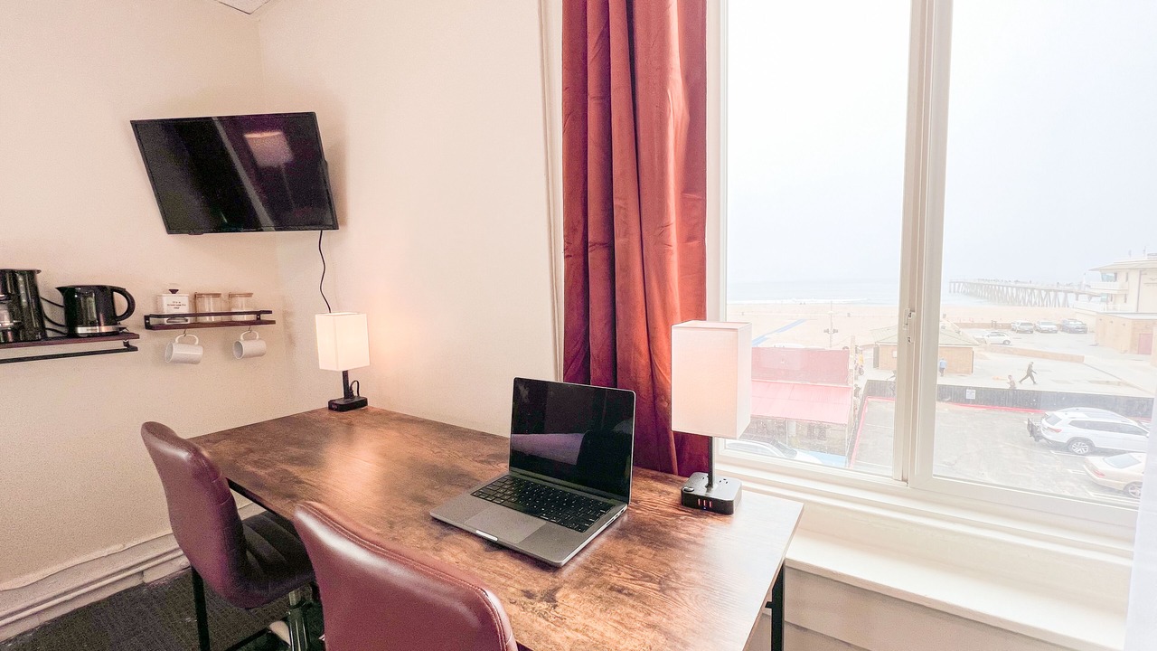 Photo of Bedroom in Hermosa Beach