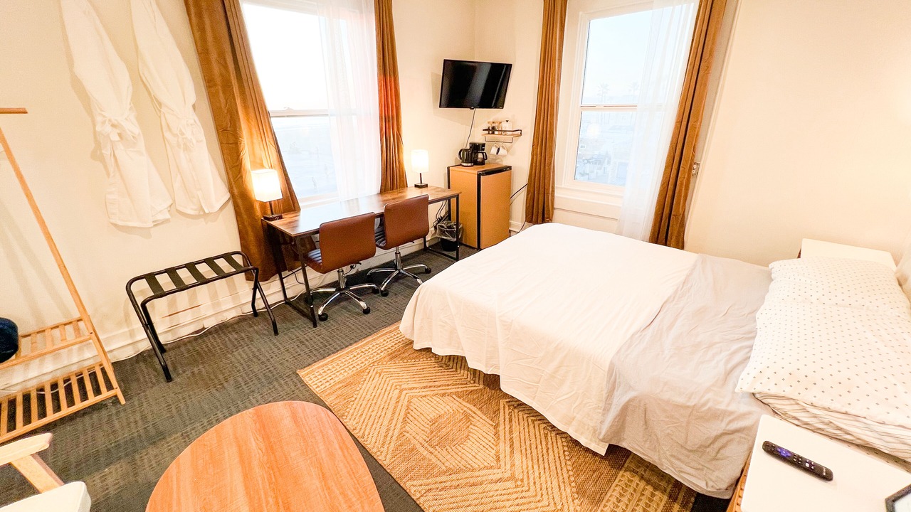 Photo of Bedroom in Hermosa Beach