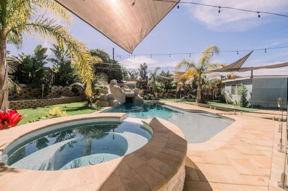 Photo of Outdoor in Olde Carlsbad