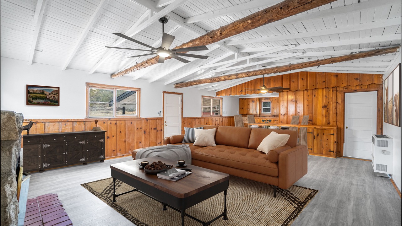 Photo of Livingroom in Warner Springs