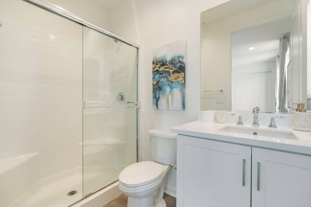 Photo of Bathroom in Moreno Valley
