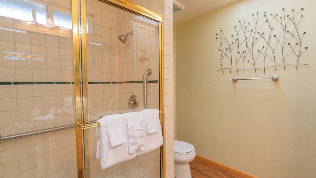 Photo of Bathroom in Eagle Mountain Estates