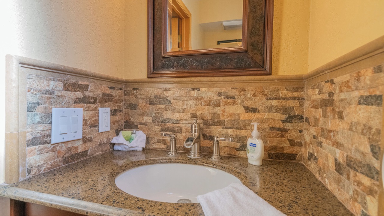 Photo of Bathroom in Eagle Mountain Estates