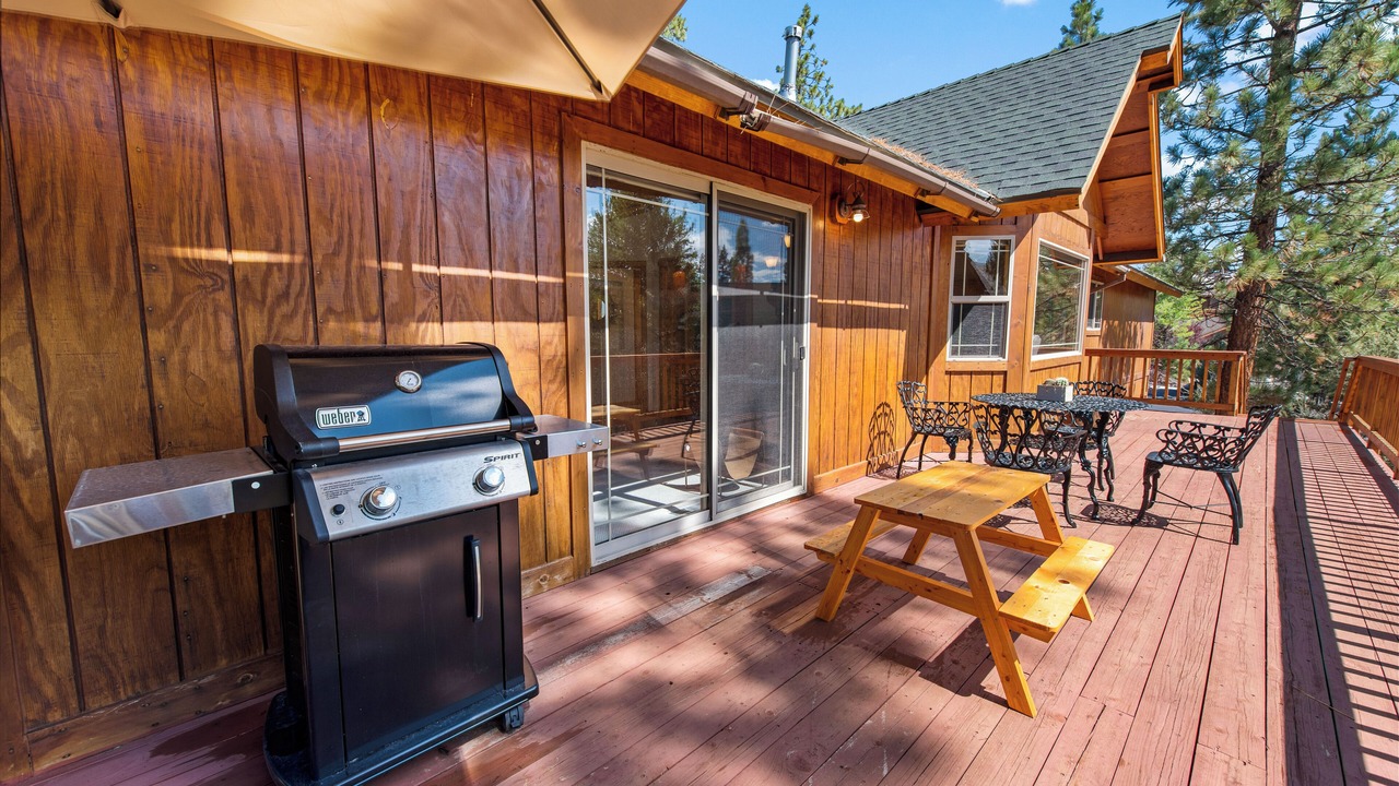 Photo of Outdoor in Castle Glen Estates