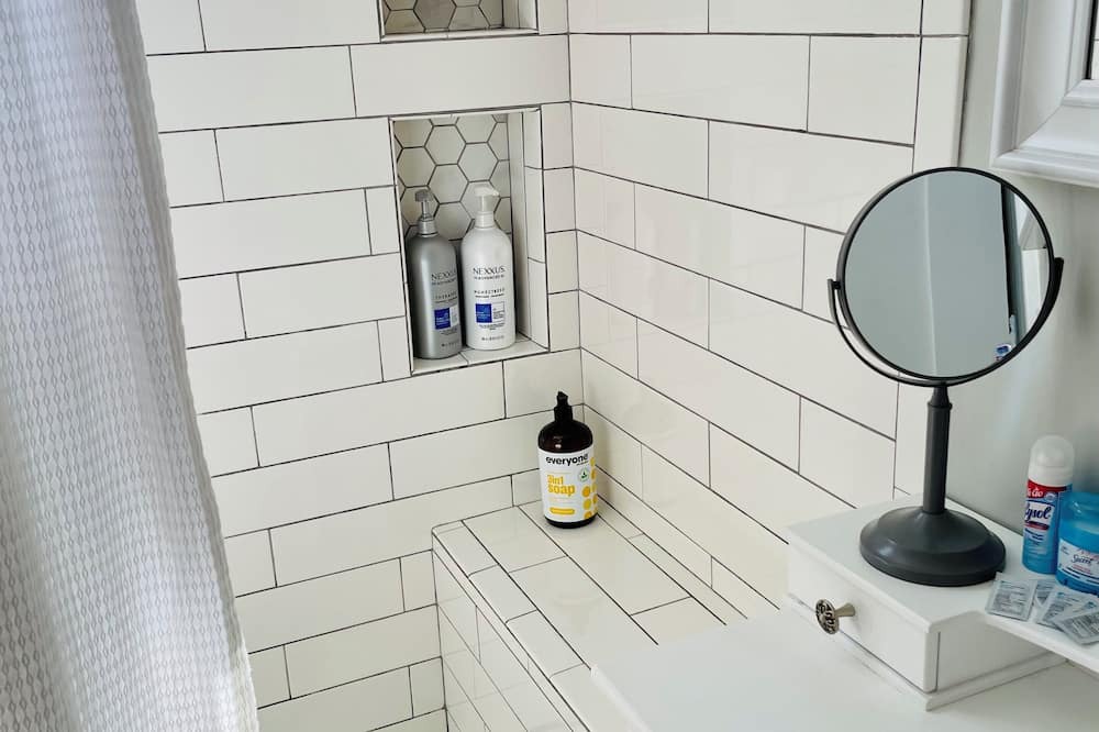 Photo of Bathroom in Belmont Heights