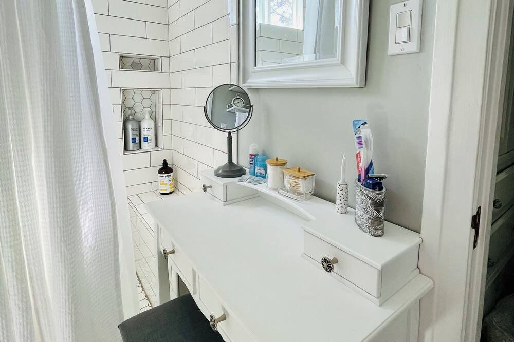 Photo of Bathroom in Belmont Heights