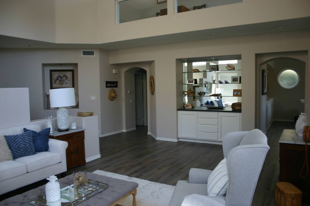 Photo of Livingroom in Coto de Caza