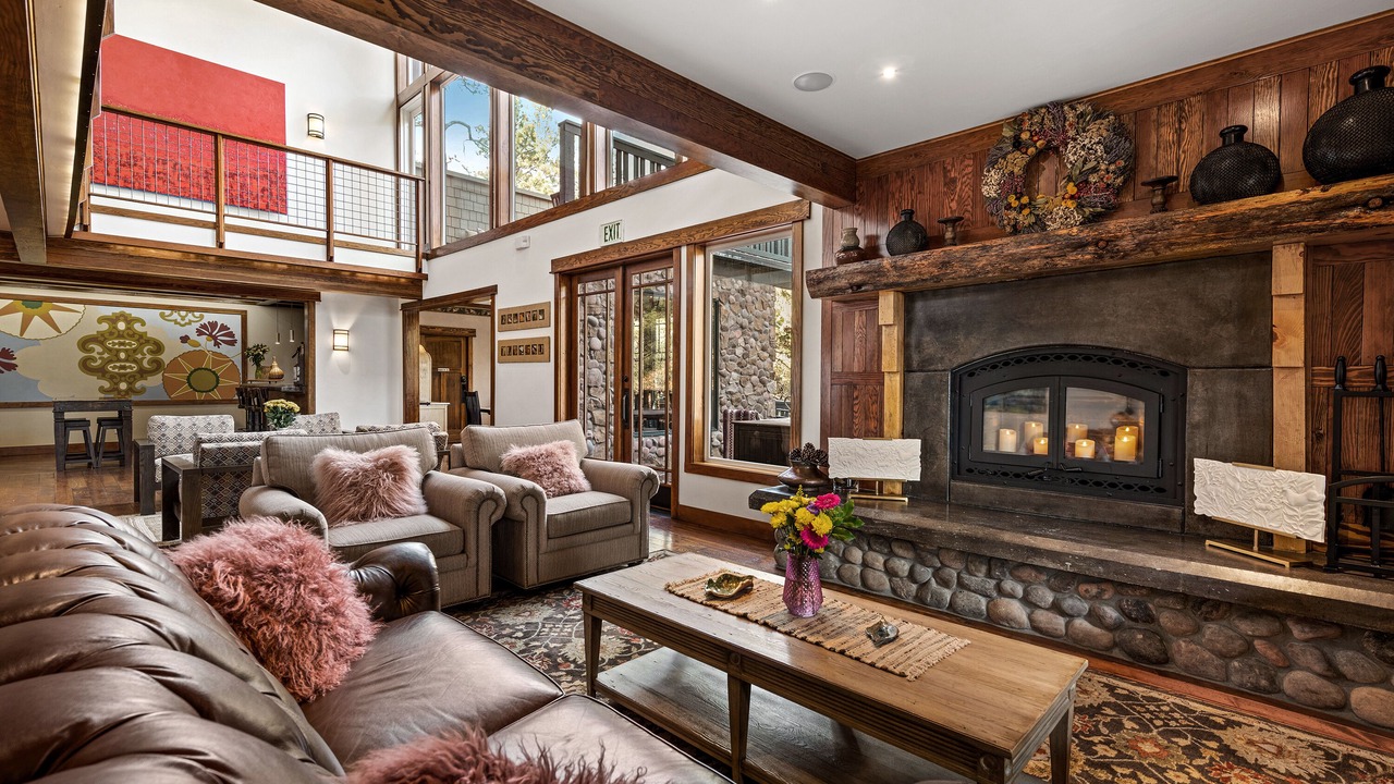Photo of Livingroom in Idyllwild
