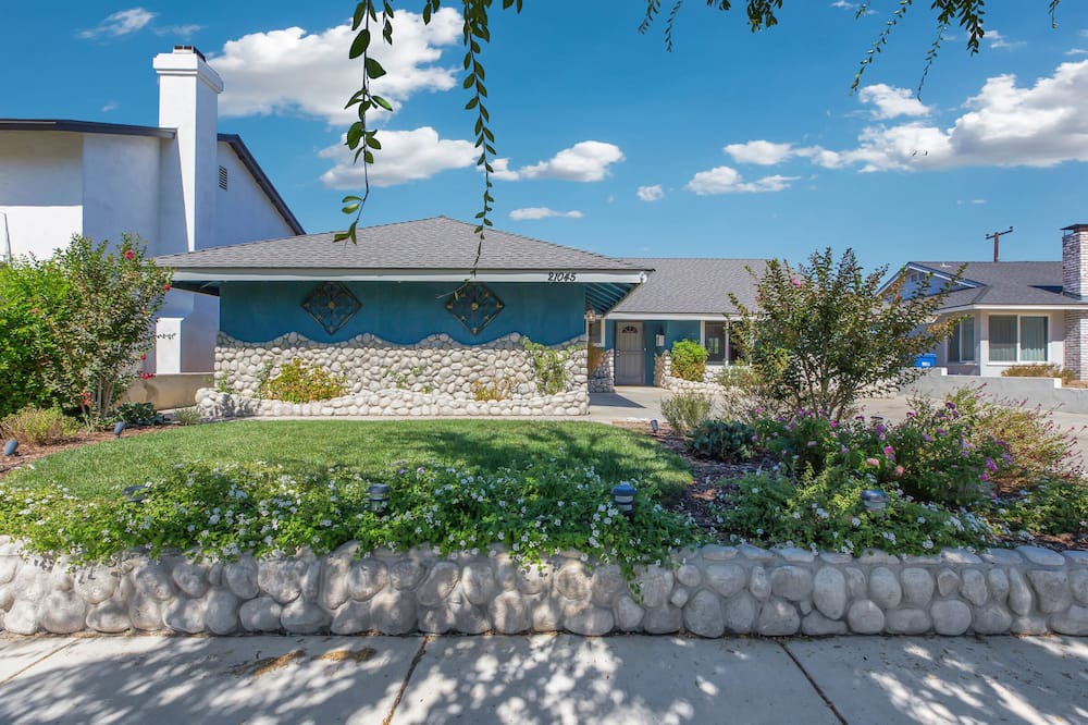 Photo of Outdoor in Santa Clarita
