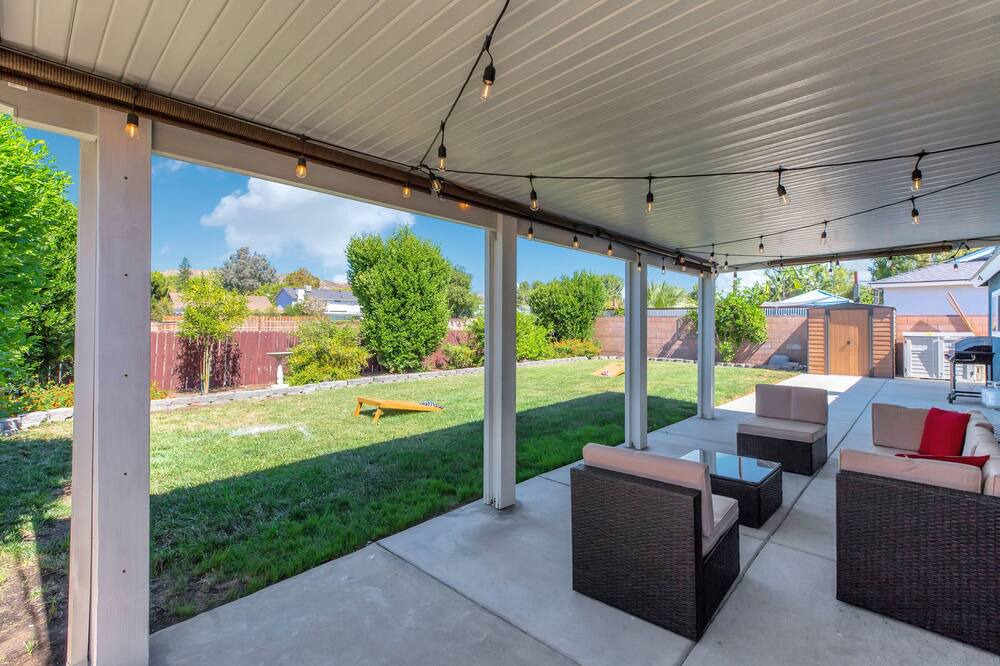 Photo of Patio Balcony in Santa Clarita