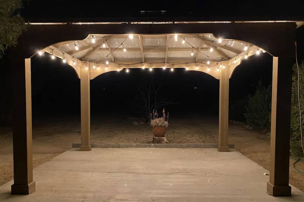 Photo of Patio Balcony in Pearblossom