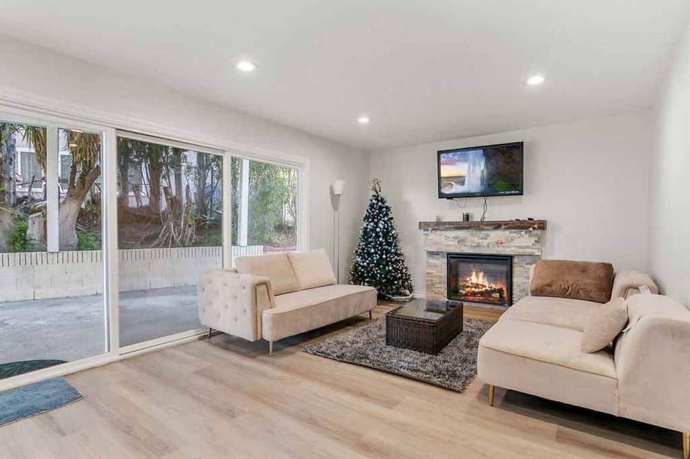 Photo of Livingroom in Valle Lindo