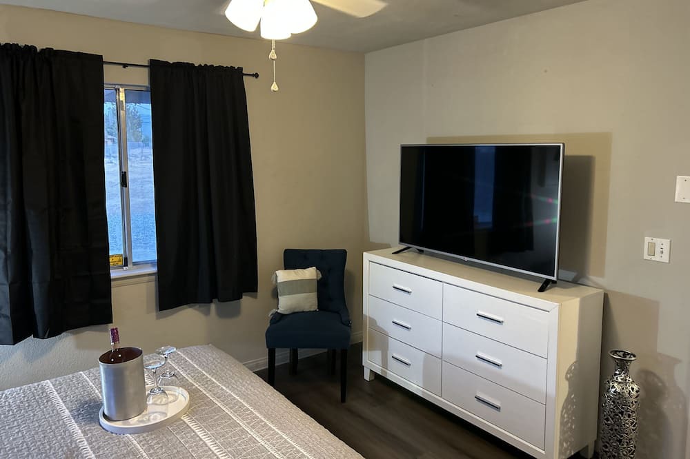Photo of Bedroom in Apple Valley