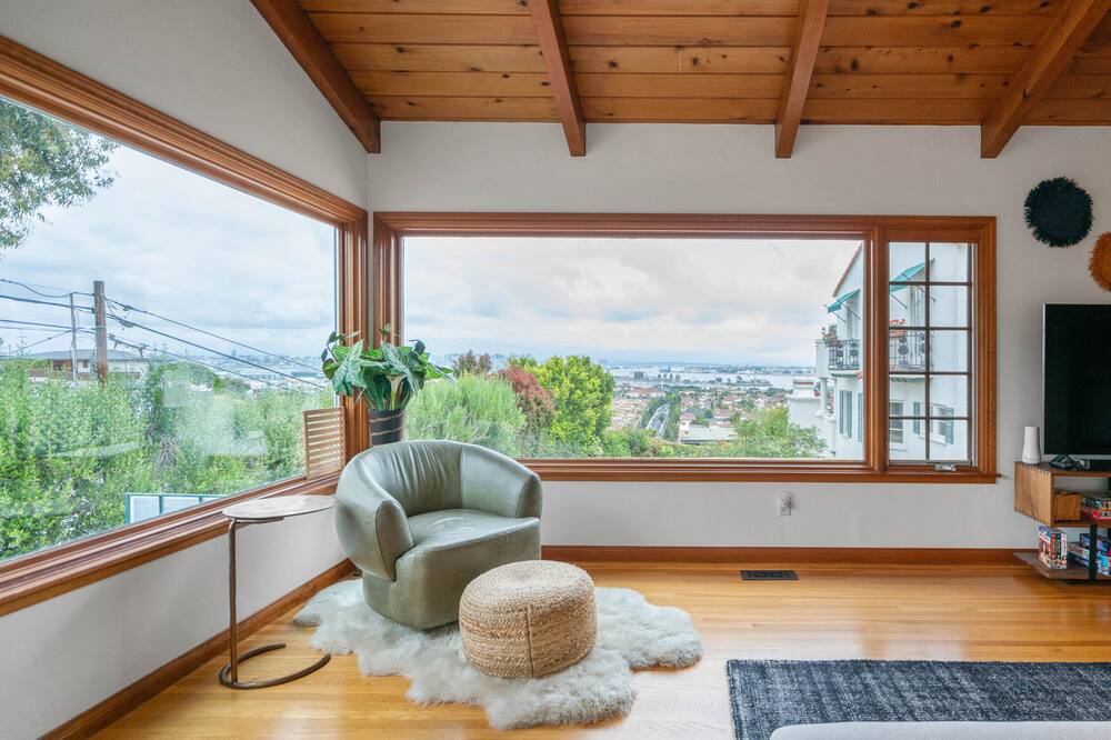Photo of Livingroom in Roseville - Fleet Ridge