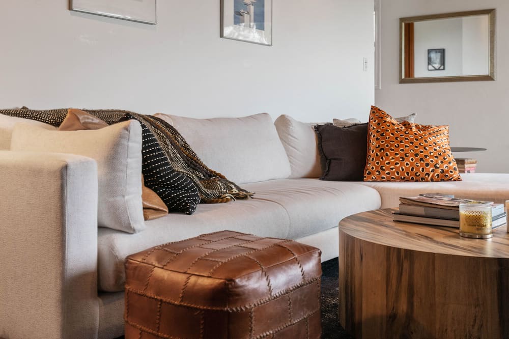 Photo of Livingroom in Roseville - Fleet Ridge