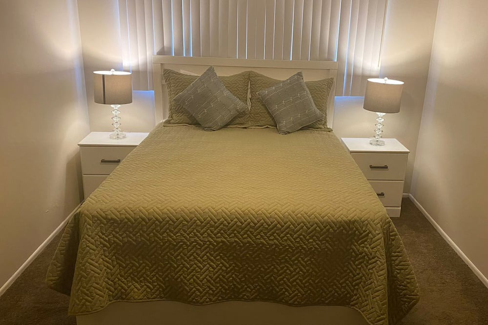 Photo of Bedroom in Downey