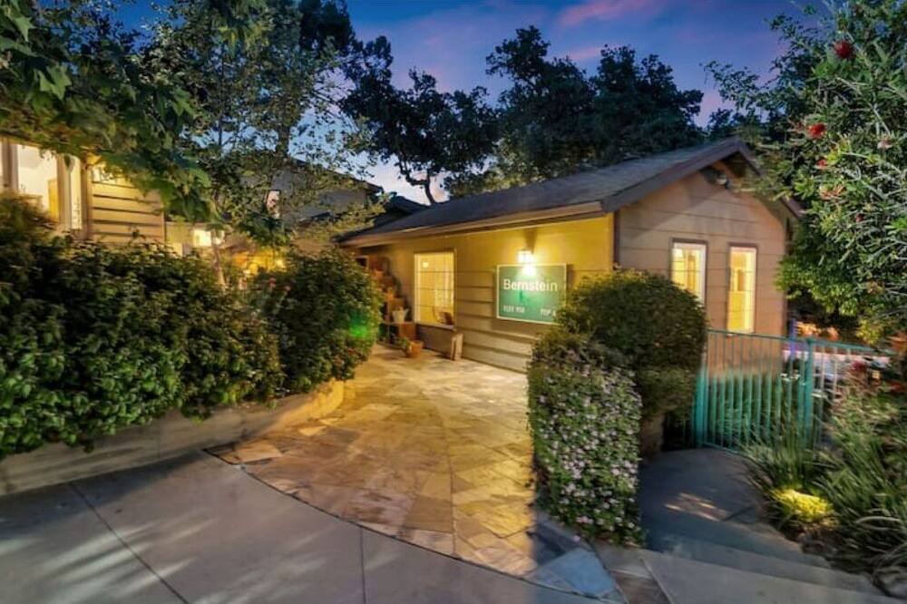 Photo of Outdoor in Chatsworth