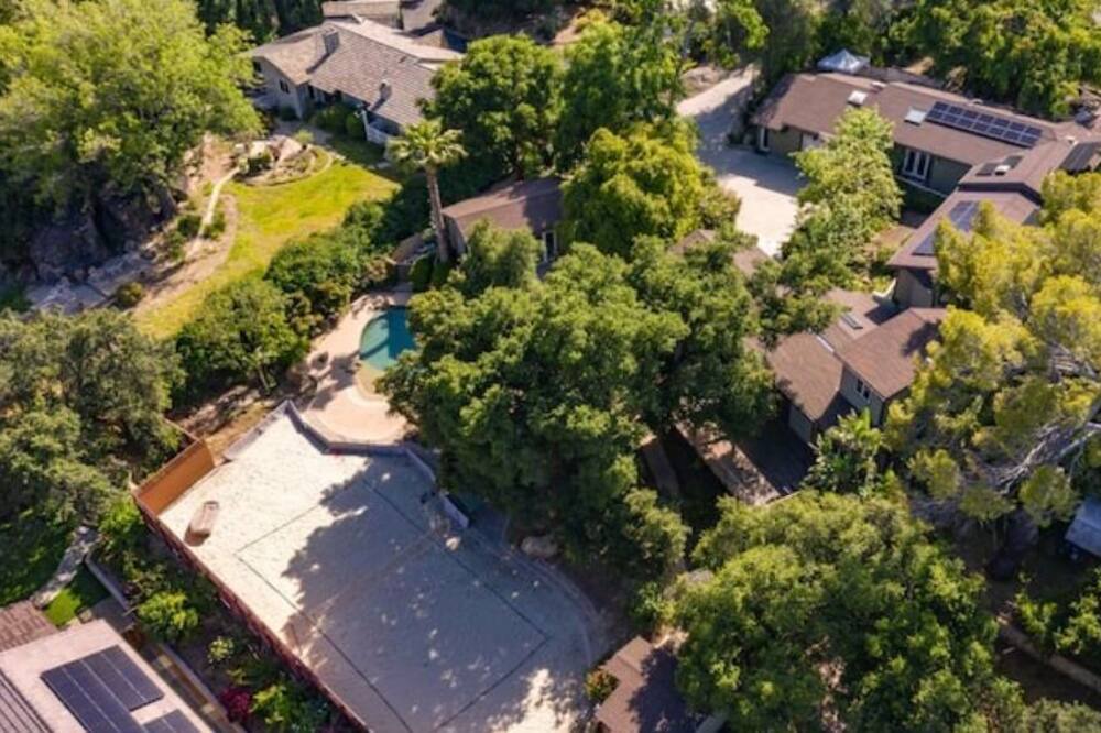 Photo of Outdoor in Chatsworth