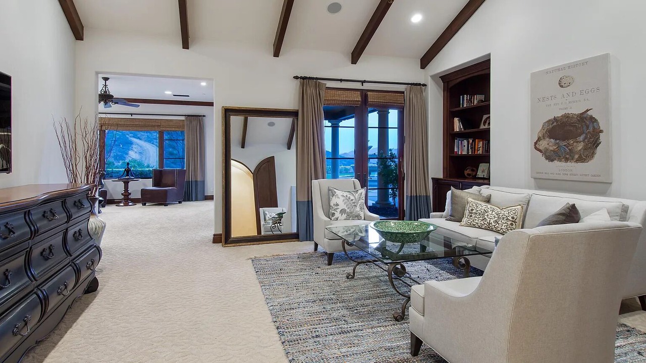 Photo of Livingroom in Thousand Oaks
