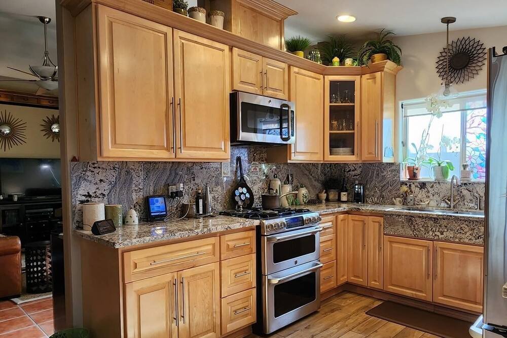 Photo of Kitchen in Ridgecrest