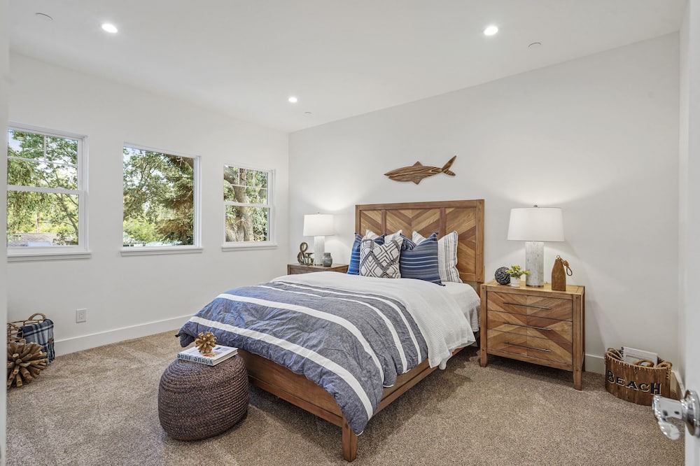 Photo of Bedroom in Pleasant Hill