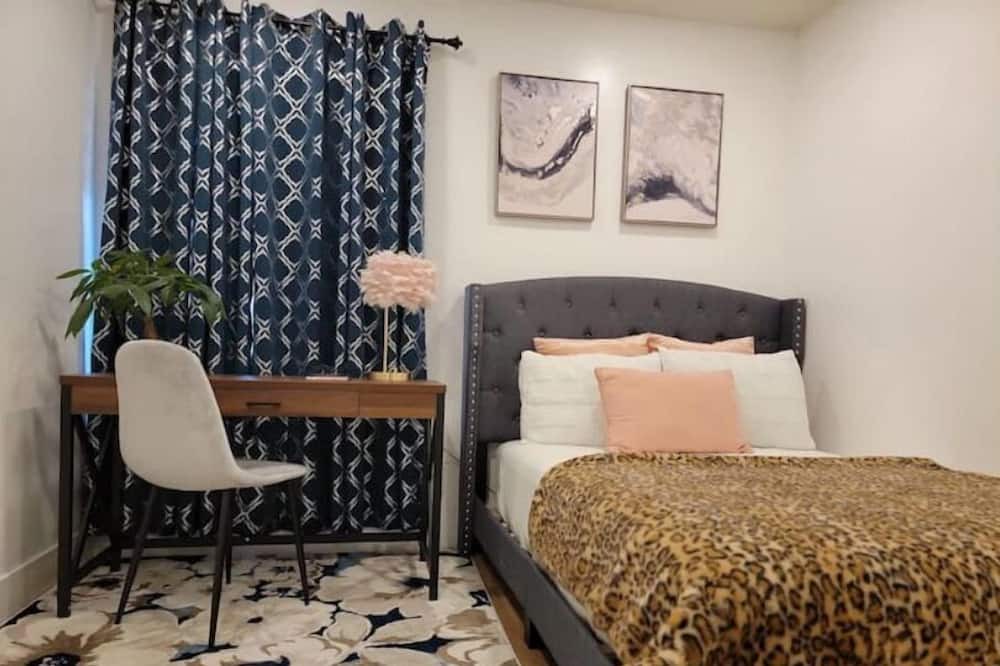 Photo of Bedroom in Buena Park
