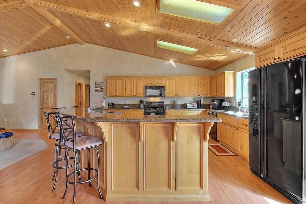 Photo of Others in Eagle Mountain Estates