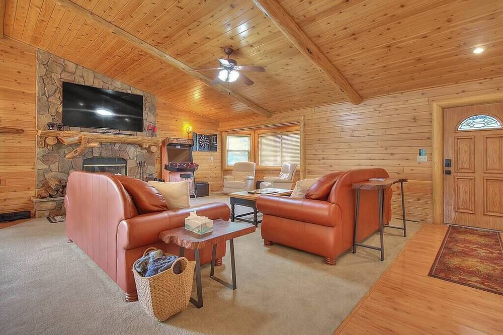 Photo of Bedroom in Eagle Mountain Estates