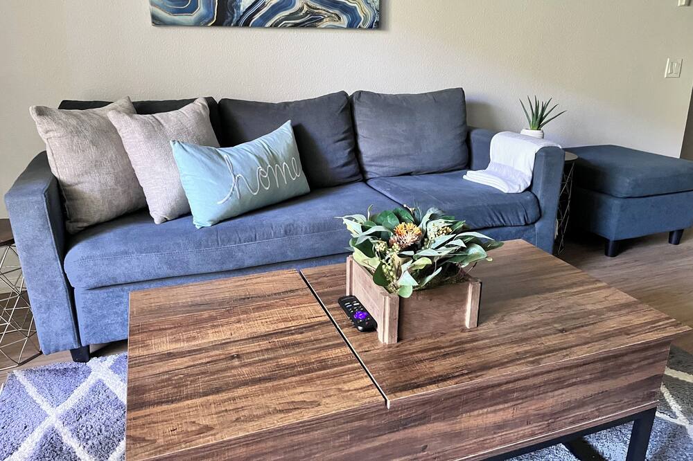 Photo of Livingroom in Marina del Rey