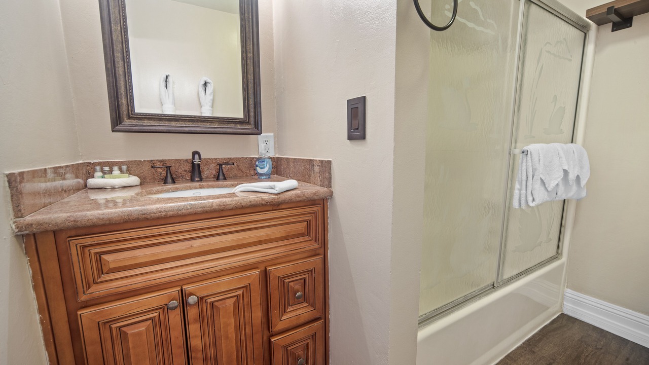 Photo of Bathroom in Woodlands