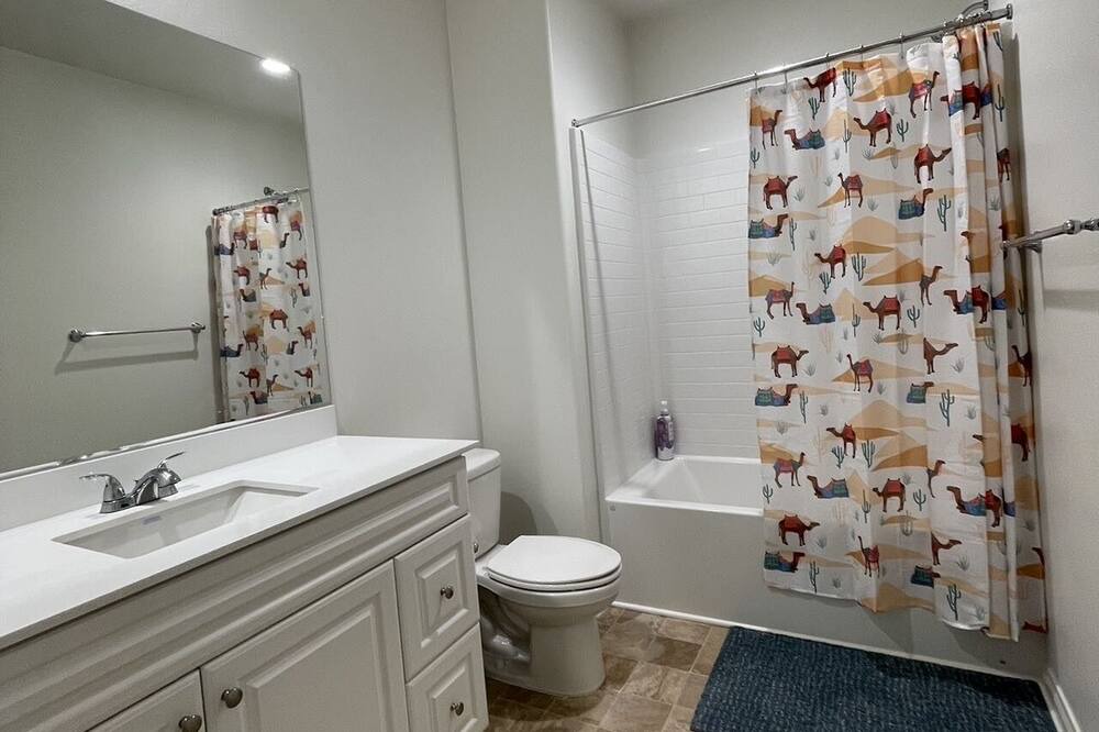 Photo of Bathroom in Jurupa Valley