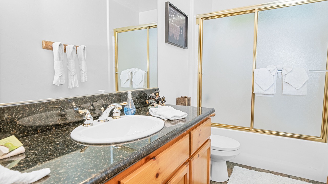 Photo of Bathroom in Castle Glen Estates