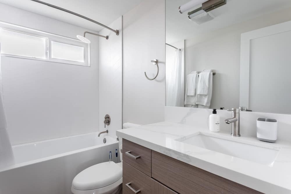 Photo of Bathroom in South Redondo